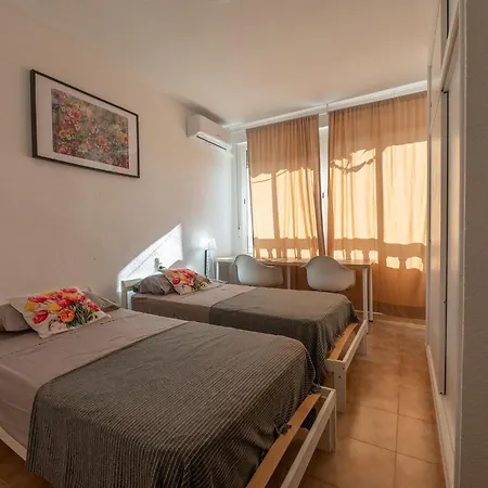 Apartment I Ref 059 *